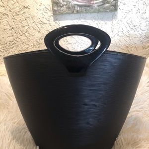 Epi leather Louis Vuitton Noctambule